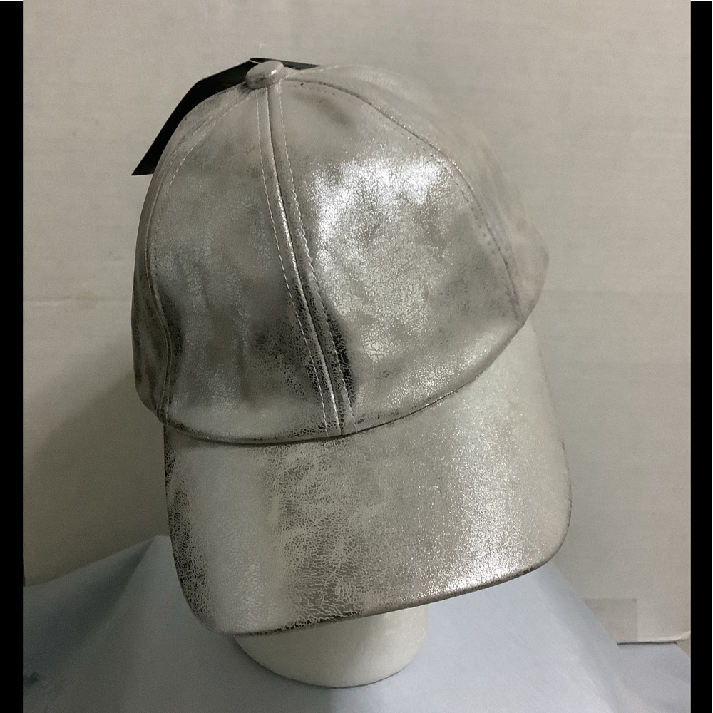SOLD-Marcus Adler Cap - Picture 2 of 7